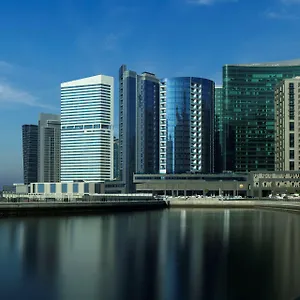 Radisson Blu Hotel, Waterfront Дубай